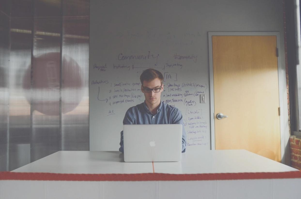 Spending efficiency metrics and cost allocation