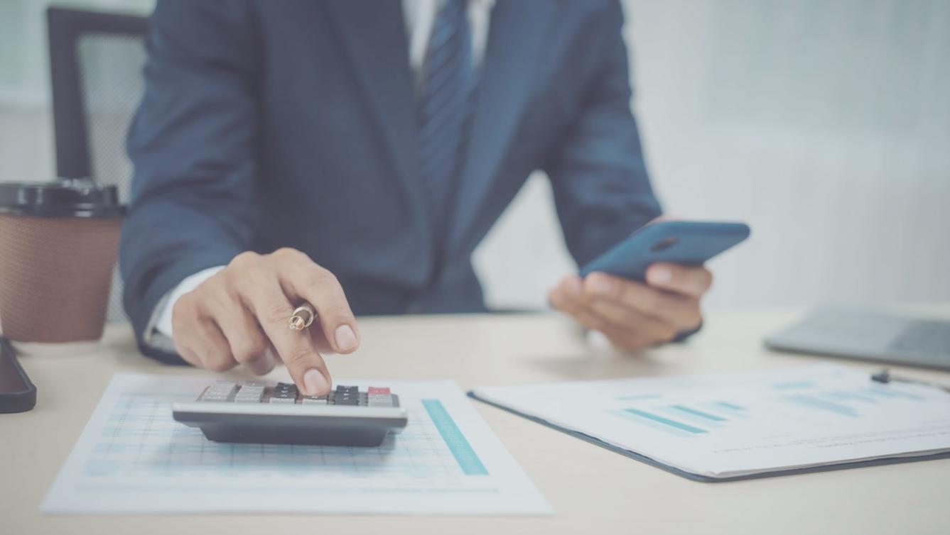 Forecast accuracy and financial planning